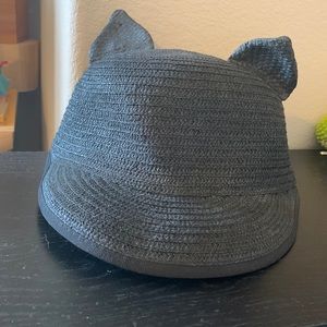 Cat ear straw hat with front brim. Fun & functional- great condition!